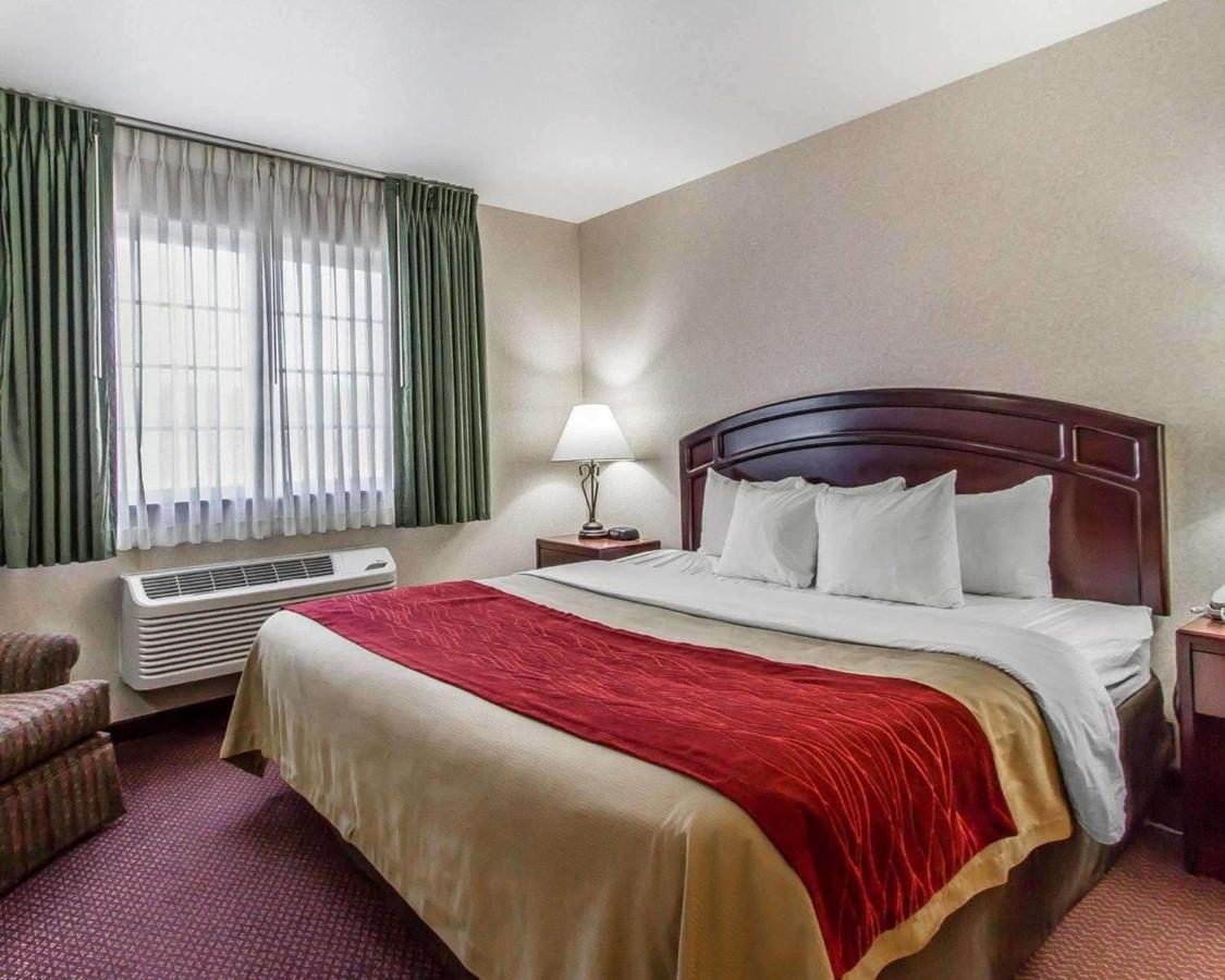 Quality Inn & Suites Fort Madison Near Hwy 61 Kültér fotó